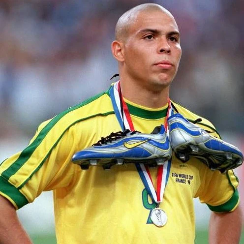 Brazil Retro 1998 Jersey - Image 5