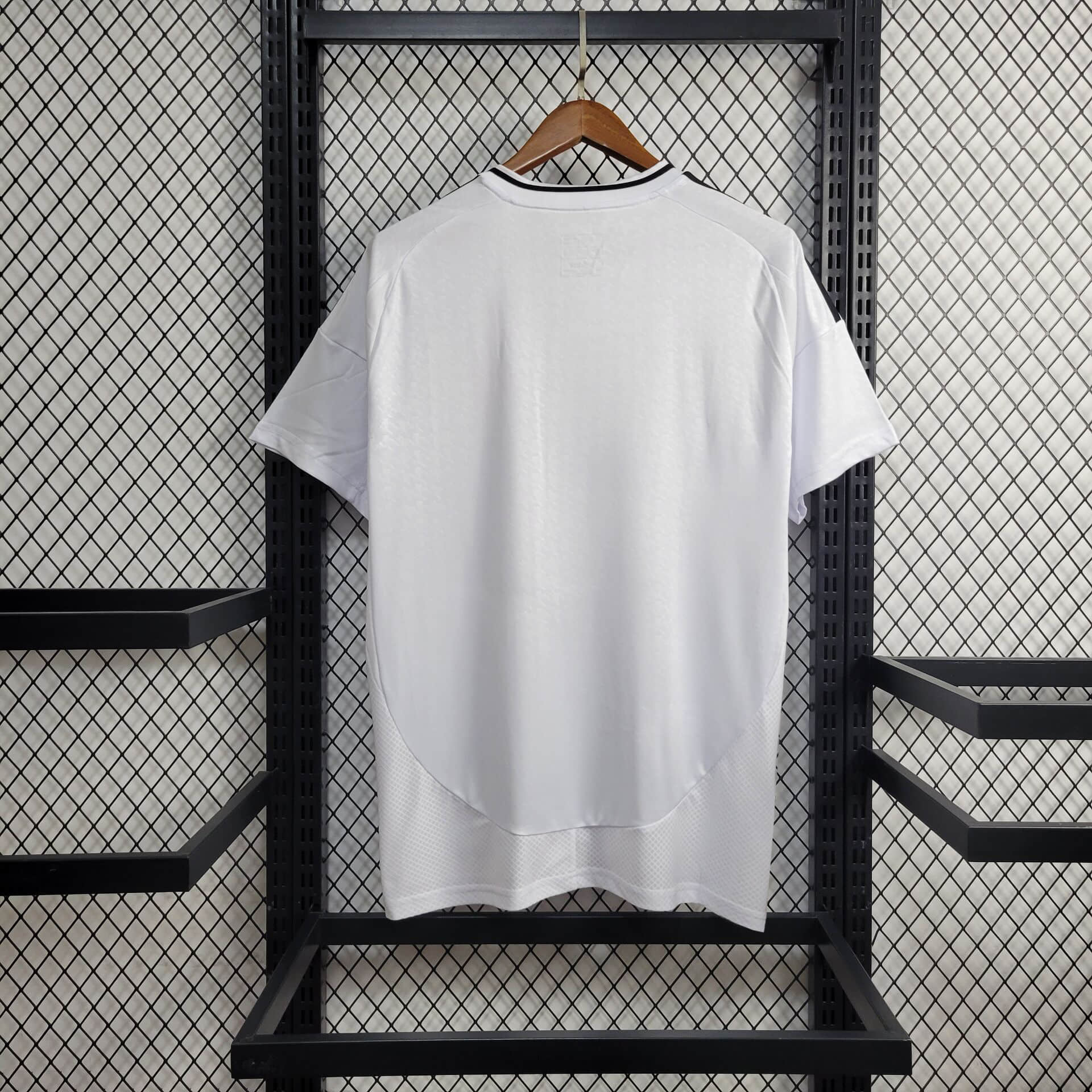 Real Madrid 24/25 - Image 3